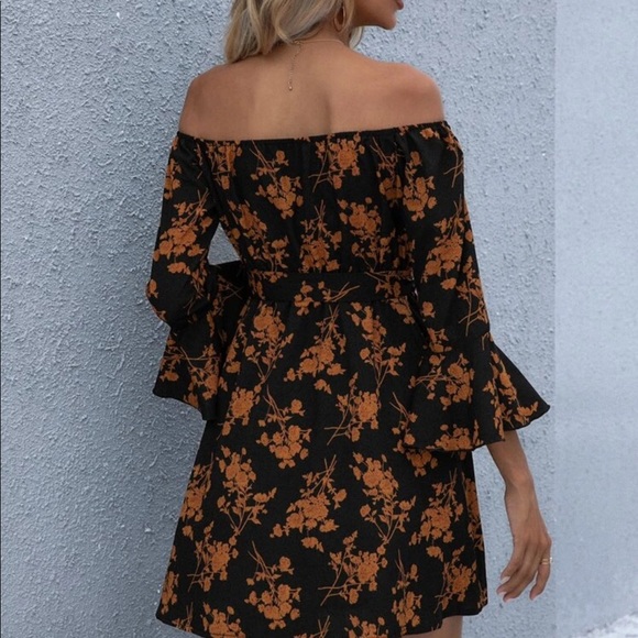 Shein- SOLID BLACK-Brand new - Picture 2 of 3